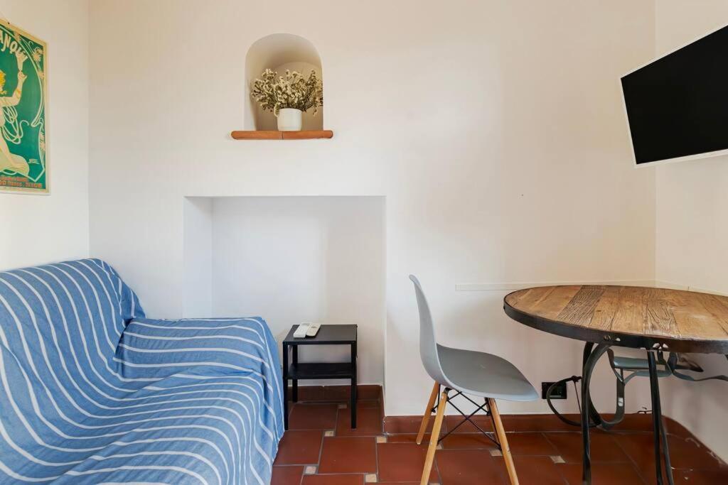 Appartement Alessandro 10 Mins Duomo Milaan